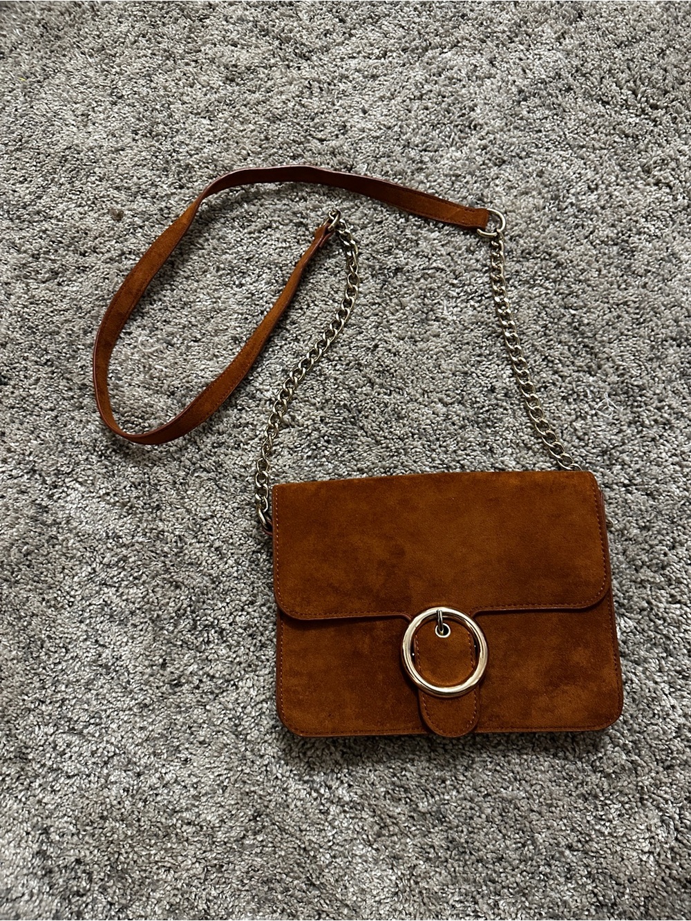 Forever 21 Suede Crossbody Bag in Cognac Brown with Gold Ring - Picture 3 of 4